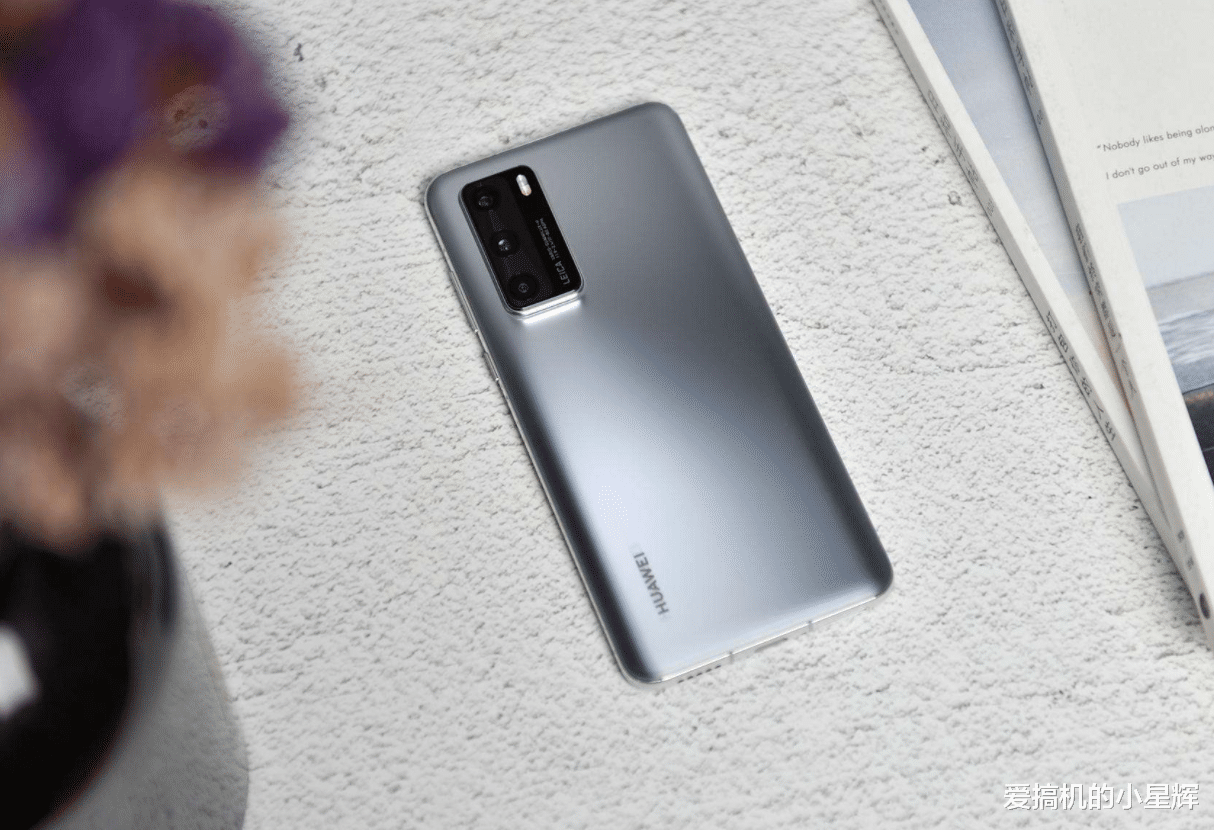 双十一|小米华为手机别乱买，预算2500双十一这四款最值得买，一机用三年