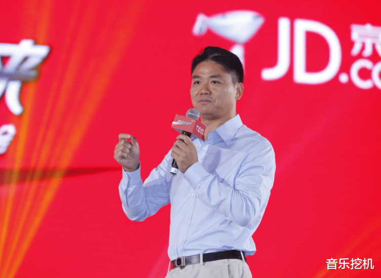 「刘强东」章泽天“野心”终暴露！刘强东刚宣布卸任，她就取代成公司董事！