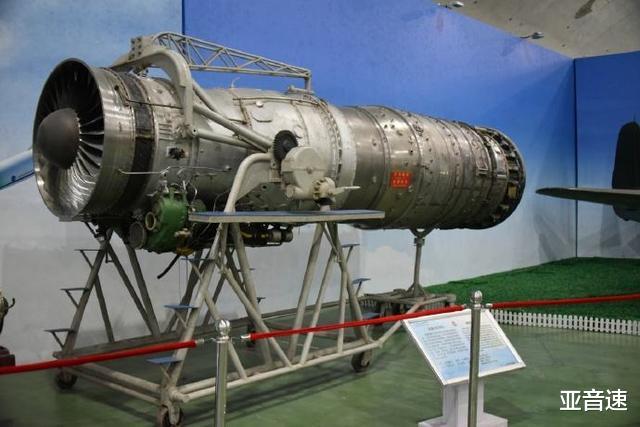 [辽宁省]歼10曾有两侧进气布局，4个方案5种发动机，为何选择今天的猛龙？