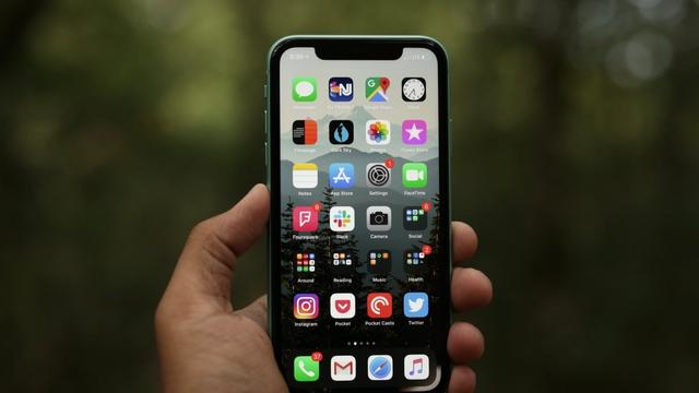 iphone11▲iPhone11拿下全球销冠，华为手机却榜上无名，到底输在哪里？