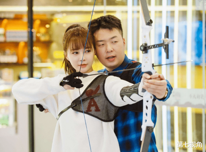 杜海涛|杜海涛为爱情减肥成功,看清近照中的身材,已瘦成韩国帅气欧巴