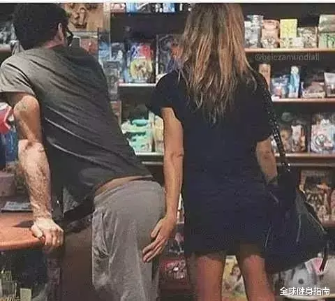 翘臀|为啥很多男生的屁股比女生的都翘？