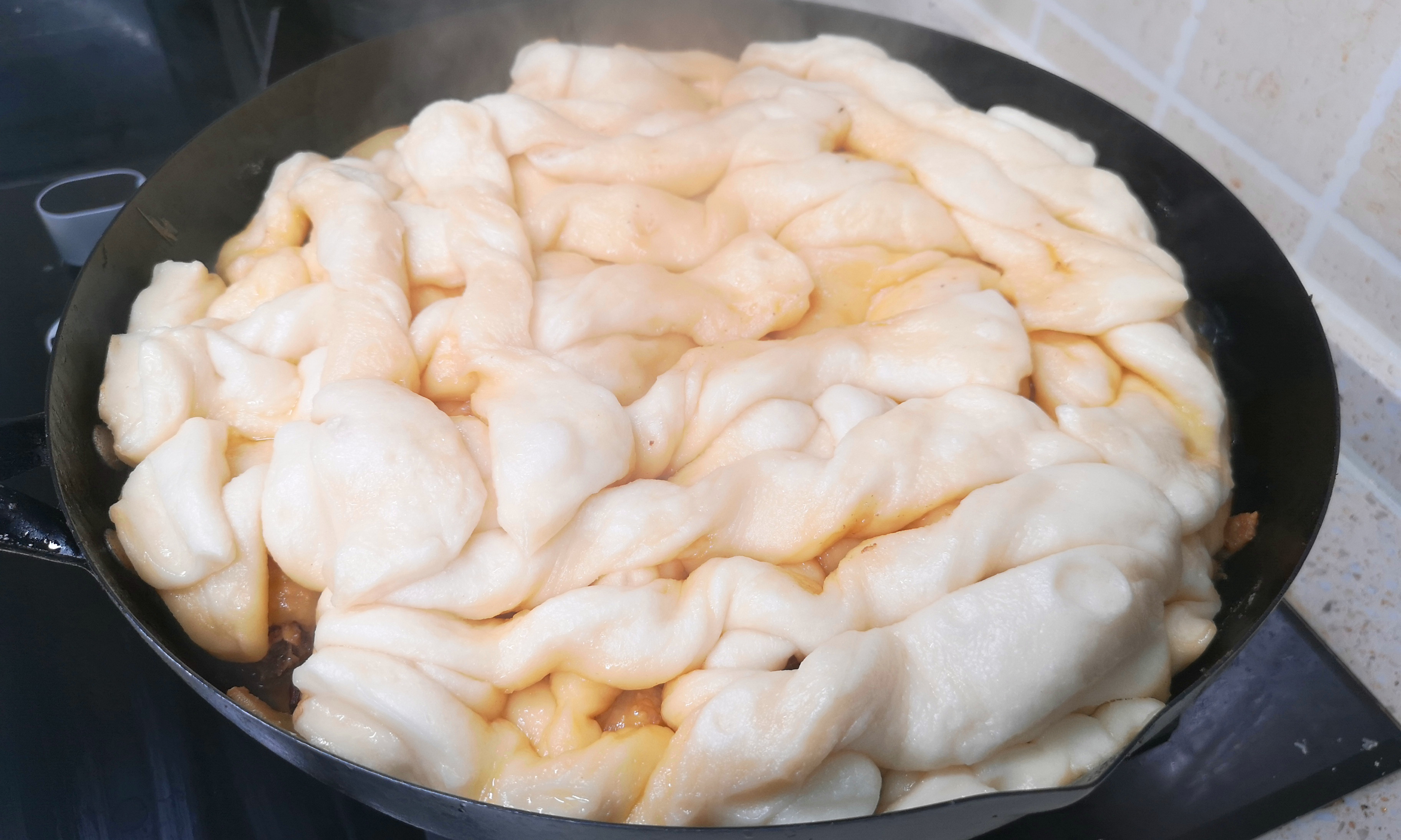 『』面粉别蒸馒头了，这样做太香了，饭菜一锅出，一大锅吃完才过瘾