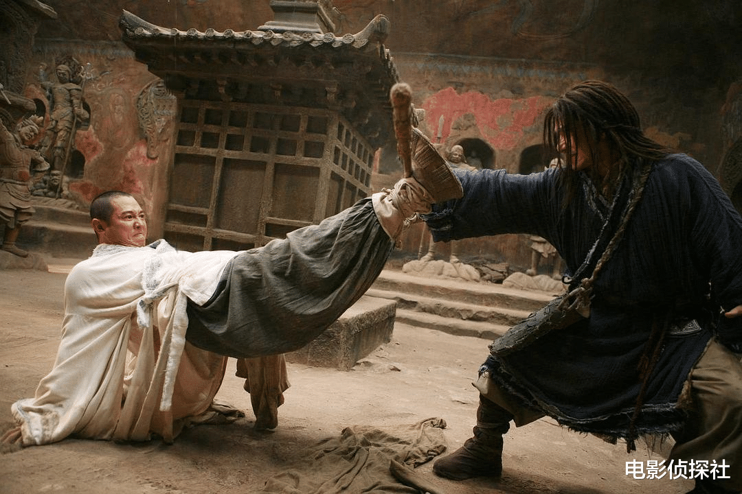 成龙■2008年，成龙、李连杰两位巨星合拍《功夫之王》，却沦为一个笑话