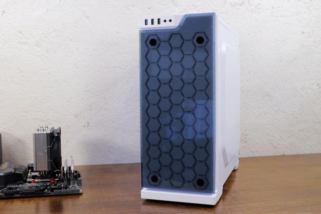 机箱|盛夏暑期\躁\起，学生党的暑期4500元装机作业