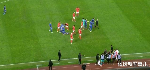 埃尔克森|恒大0-0苏宁后，官博遭爆破：韦世豪脾气太大！卡帅太保守还想执教皇马？