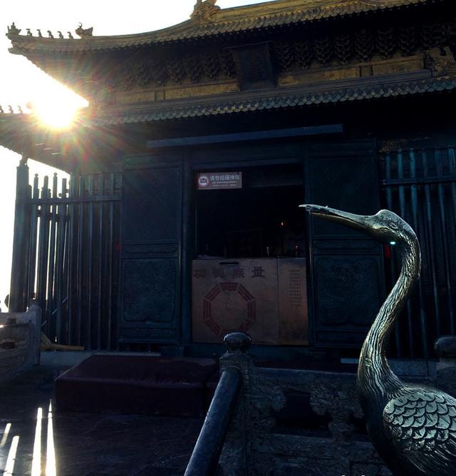 武当山|中国最赚钱的山,1张门票230元,1年狂挣52亿,是黄山的10倍