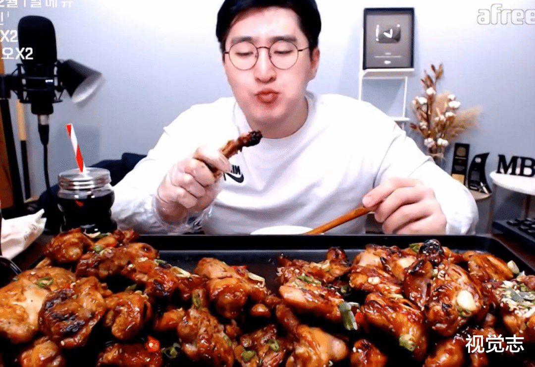 视觉志|大胃王自曝行业内幕：我做吃播后，欠债80万。