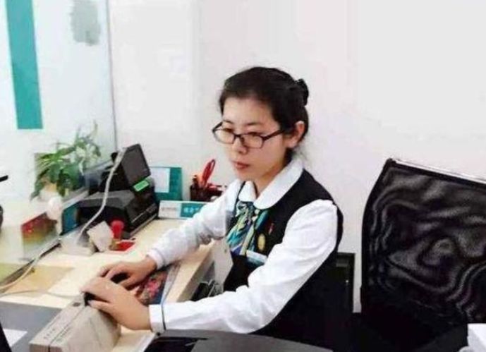 「破产」存款要当心！中国“两家”银行宣布破产，三种情况一分都不赔