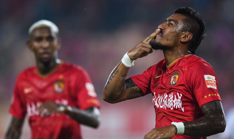 广州恒大@不好办！广州恒大核心又玩嗨了，他何时能让卡帅放心！