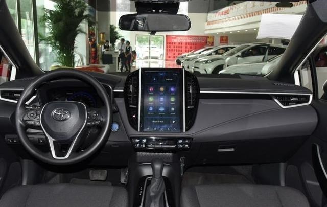 丰田雷凌■开完大众朗逸,再开丰田雷凌,车主:想说句心里话!