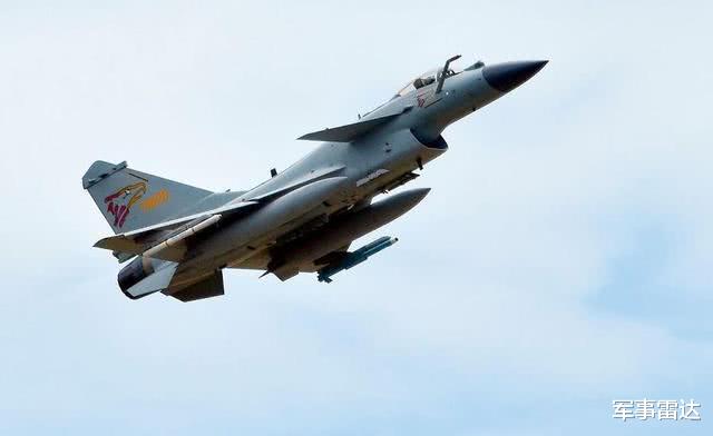 伊朗@伊朗军方采购150架歼10？美国第一个不答应，蓬佩奥已经动手了！