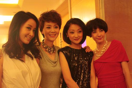 李一桐|戏中是兄妹，戏外却是真夫妻，相濡以沫20年，今一家三口其乐融融