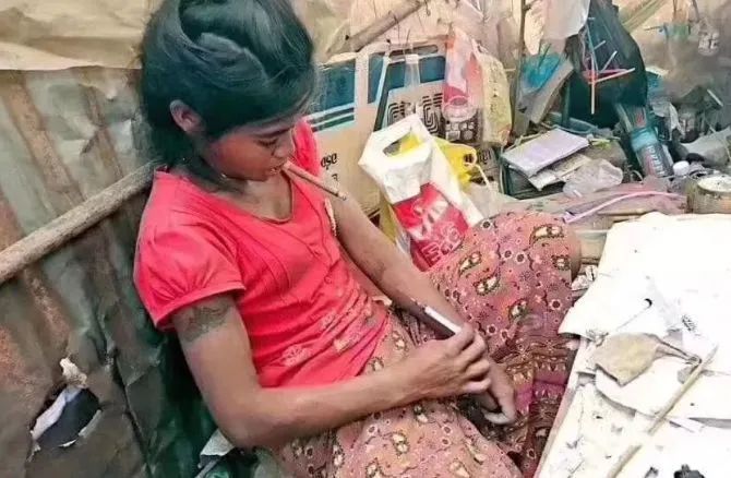 翡翠|缅甸史上最大矿难，一条人命2500元：滴血的翡翠和疯狂的挖玉人