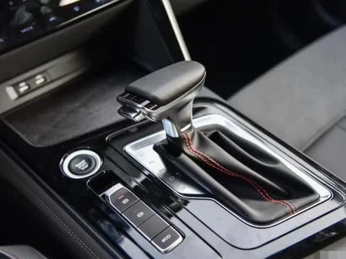 宝骏|这款售价8万多的轿车，比雅阁凯美瑞还要大一圈，动力足够