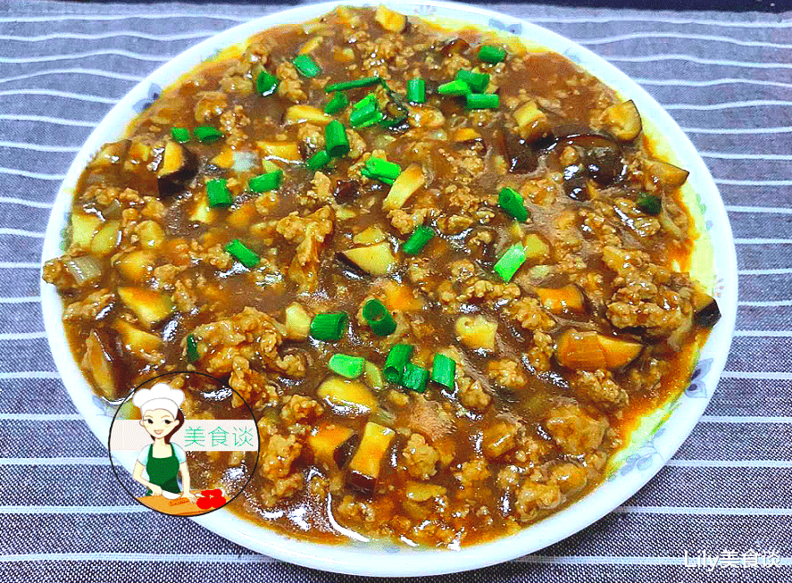 「蒸菜」热天，鸡蛋和它是绝配，蒸一蒸，10分钟出锅，又鲜又嫩，家人爱吃