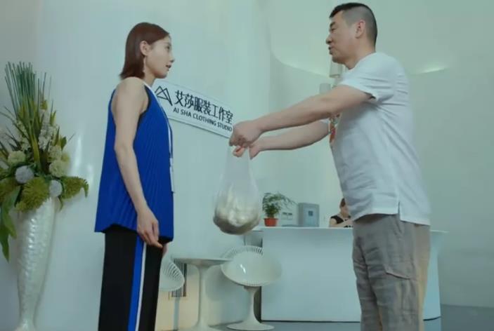 陈建斌|3.9分的锅，陈建斌一个人背得动吗？