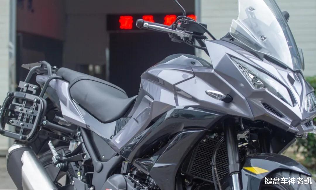 起亚汽车|国产“川崎异兽”曝光,诺马发布旅行者255GT,预计售价1.5w左右