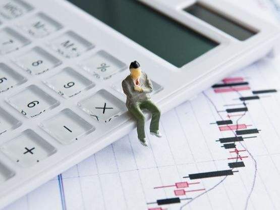 中国股市 中国股市：一旦出现“断头侧刀”形态，什么都别想，跑了再说！