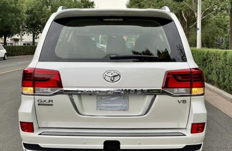 丰田|全新2021款丰田陆巡曝光！车长5米+7座大空间，预售56万比X5霸气