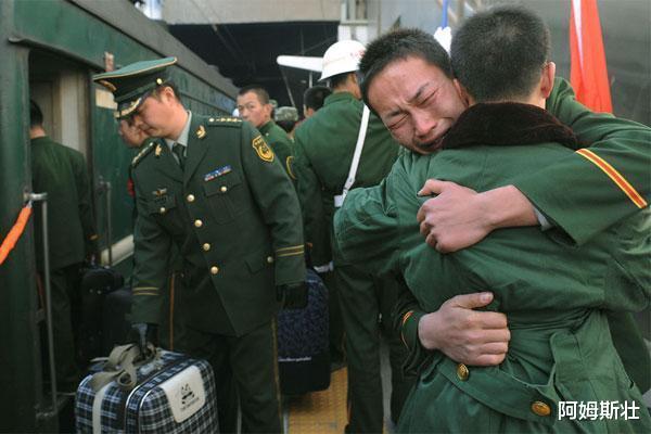 雷达@退伍和退役有哪些区别呢？原来两者的差别这么大，看完绝对长知识