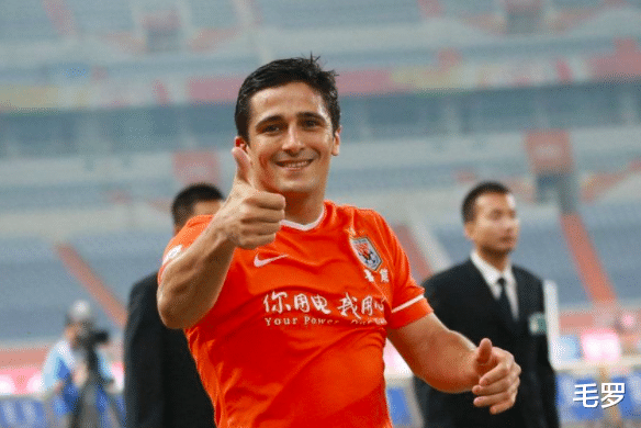 『中国队』天意弄人，巴西金靴苦等2333天晋升中国国脚，国足首秀或成为绝唱