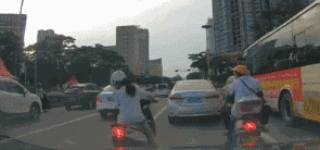 |用身体一部分来换一个亿，你愿意选哪个部位？网友都豁出去了！