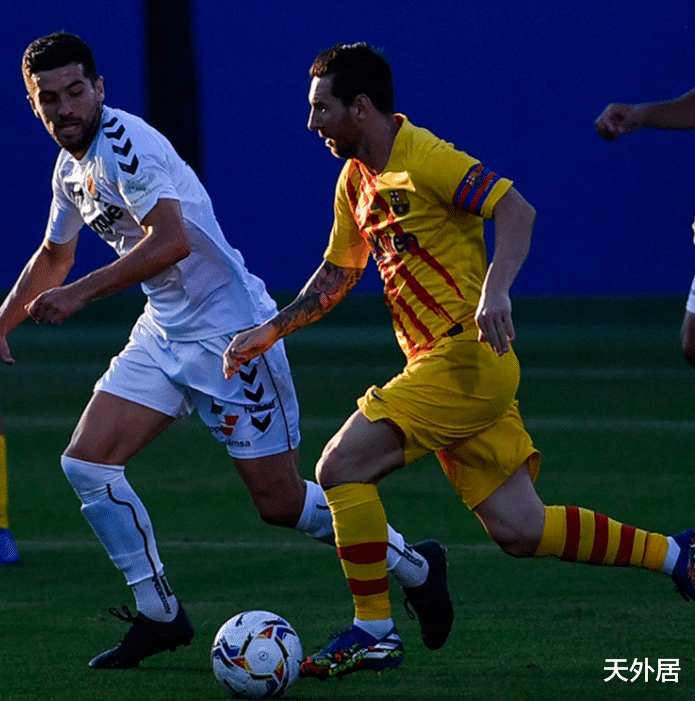 和平精英|梅西新赛季首秀罕见低迷！科曼执教首秀3-1，巴萨其他3锋霸破门