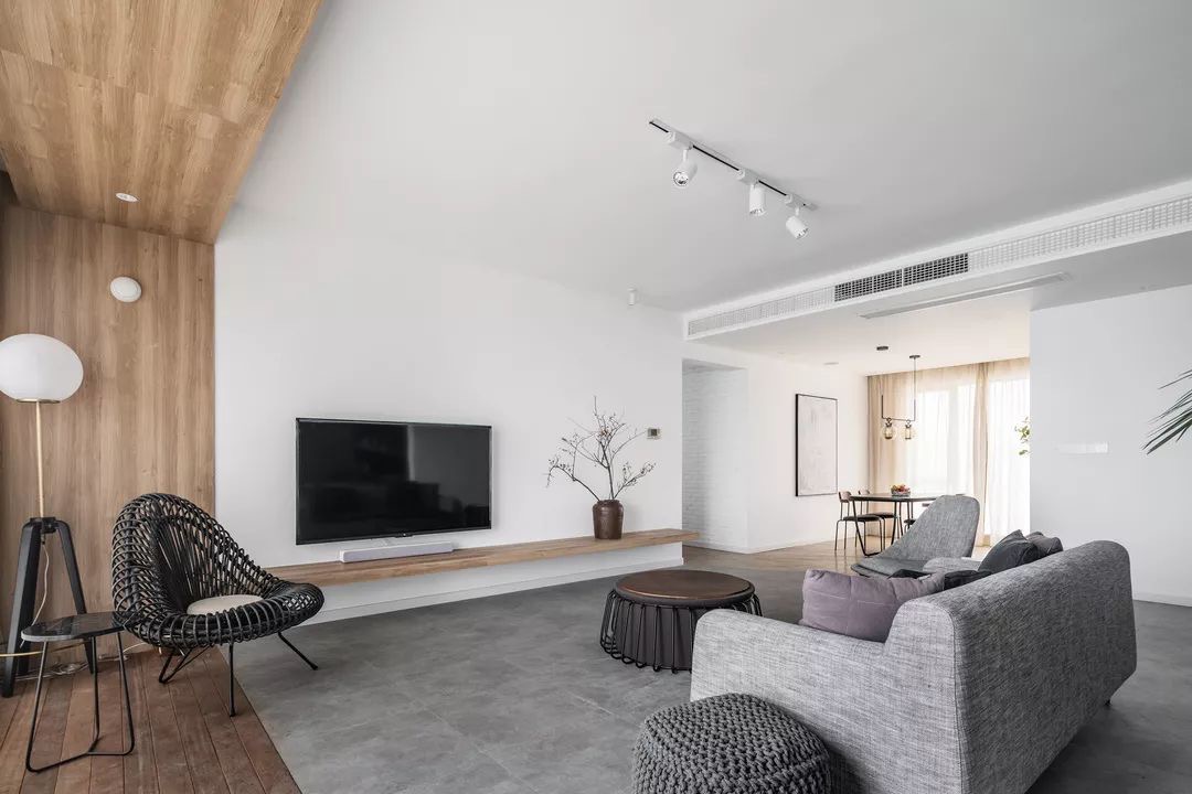 衣帽间：学会给生活做减法，150㎡大三居改造，拥有简单、慢节奏的生活！