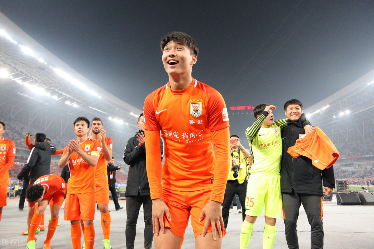 山东鲁能|盘点鲁能济南籍最强11人阵容，锋线双塔+球王，后腰位置出人意料