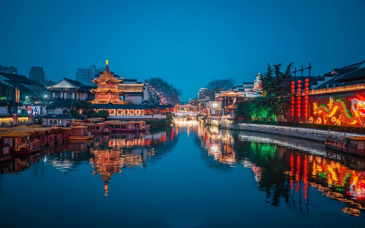 「鼓浪屿」国内坑人5大景点，鼓浪屿，西湖上榜，一景点上香高达6000！