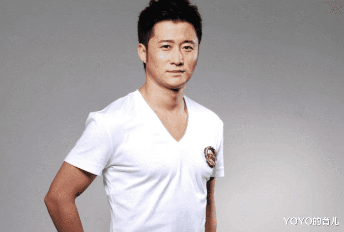 冯绍峰|靳东孩子叫靳小爷，吴京孩子叫无所谓，全都败给冯绍峰儿子名字！