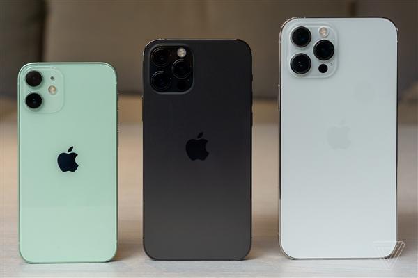 |iPhone 12 mini、12 Pro Max真机对比图赏：尺寸直观感受下