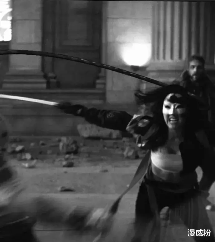 「美国队长」惊了！漫威在《美国队长1》中，就预言了新冠疫情爆发？