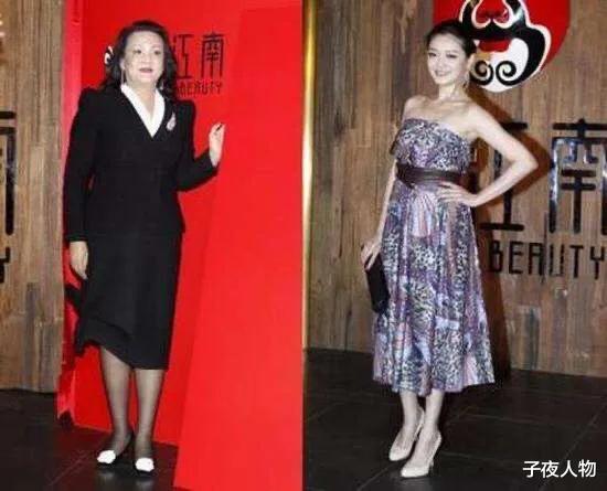 张兰|俏江南张兰与汪小菲爸离婚,却牵手摄影师老六:揭开婚姻残酷真相