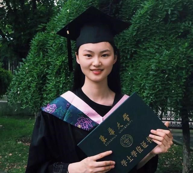 「临床医学专业」未来15年“越老越吃香”的3大专业，工作5年，薪水有望翻一番