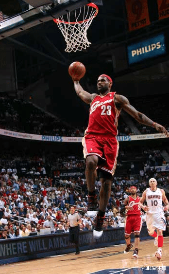 勒布朗·詹姆斯：1换5交易詹姆斯？与欧文再度联手？最强三巨头或因此诞生！美媒真是疯了