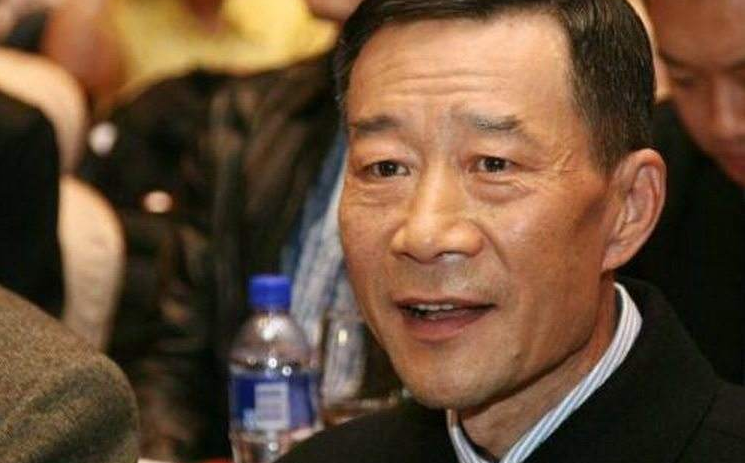 「陈冠希」他是中国最贵的演员，38年拿33个视帝，一生只拍1个广告却自责至今！