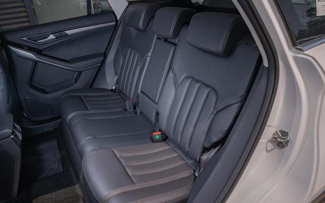 『SUV』想买台空间大、油耗低、开回家有面的SUV，预算不多，有何推荐？