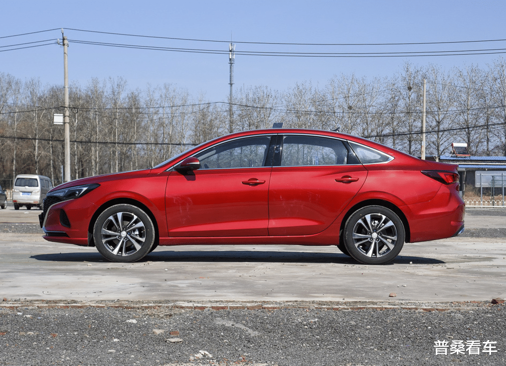 『大众汽车』长安总算扬眉吐气！发动机堪称世界级，158Ps大众都垂涎，才7.19W