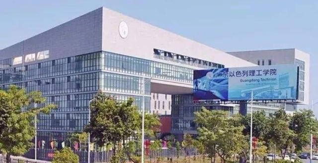 高校|今年“有点惨”5所一本大学，3轮征集还没招满人，原因是什么？