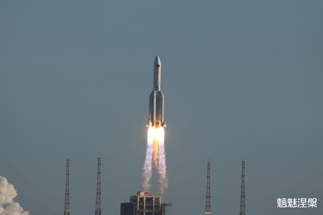 『运载火箭』成功发射的长征五B运载火箭有什么利害之处，有什么用途？