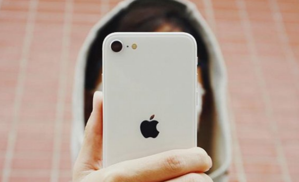 「iPhone 7」从6188跌至2679,最便宜的iPhone诞生,128GB+小屏单摄