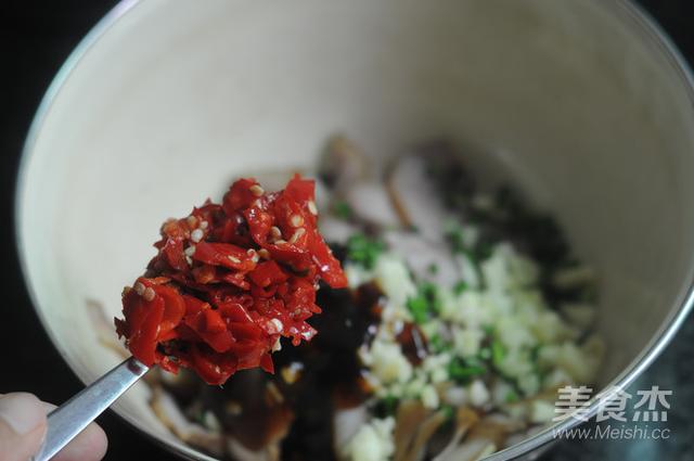 猪耳朵|中国最“尴尬”的下酒菜,曾是老一辈的最爱,现在却“地位低下”