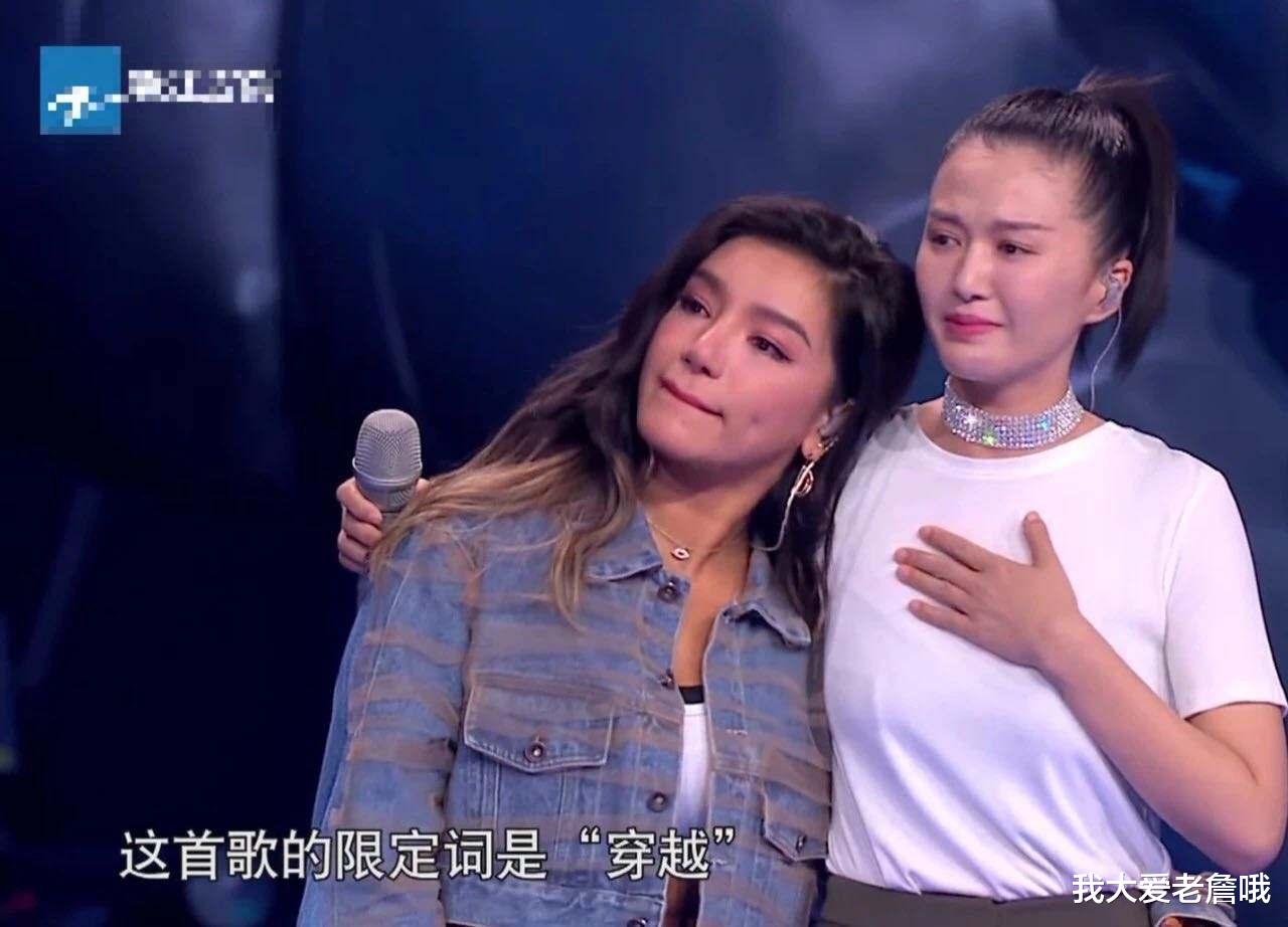 江映蓉|世界上最尴尬的,不过当年我在台上领奖,现在我沦落台下被你指点