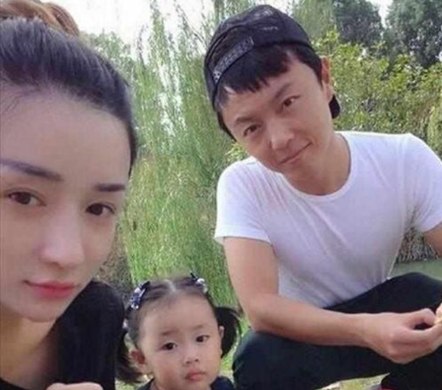 【李连杰】李连杰待他如亲儿子，却因周润发一句话退圈，如今35岁成这样