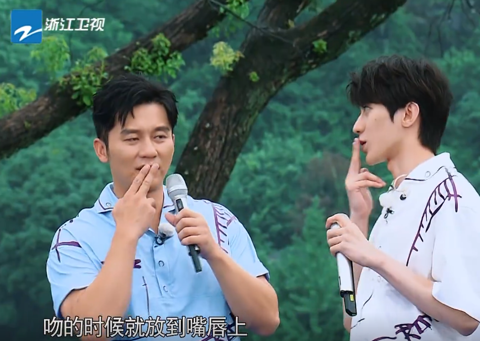 『奔跑吧兄弟』嘉宾划水成常态?《奔跑吧》李晨在车里睡觉,汪苏泷全程玩手机