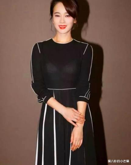 关晓彤@陈道明迷恋她,孙红雷忘不了她,却甘愿嫁大20岁糟老头,如今42岁韵味十足