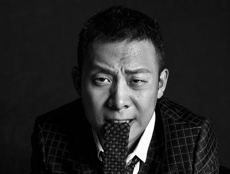赵薇|《八佰》破17亿，张译成百亿影帝，管虎却说：以后再不用张译
