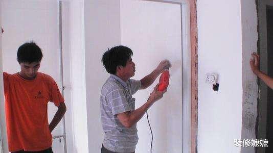木工|一旦木工给你这样装木门,立马让他拆了重装,否则入住后就知坑
